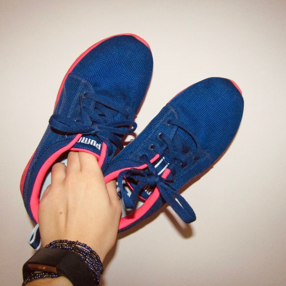 puma running shoes